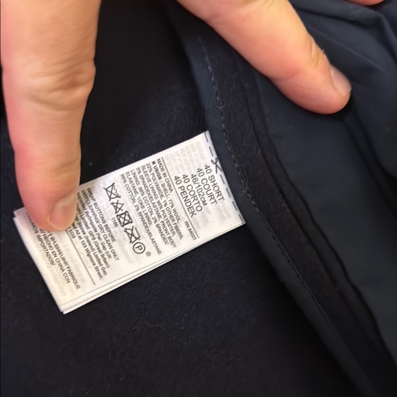 Banana Republic Navy Blazer - Picture 5 of 7